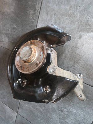 Поворотний кулак задній правий Volkswagen Passat B6, 2005-2011 р., універсал, 3C0615612H, б.в. 3C0615612H фото