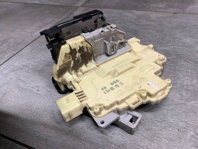 Замок задніх правих дверей Volkswagen Passat B6, 2005-2011 р.,3C4839016B, б.в. 3C4839016B фото