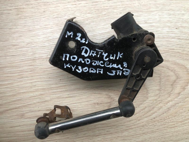 Датчик положення нахилу кузова Mercedes w221, S-клас 0105427717 фото