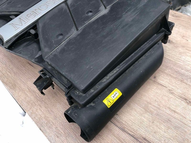 Корпус повітряного фільтра Mercedes W251, R-class, б.в 1120901501 фото