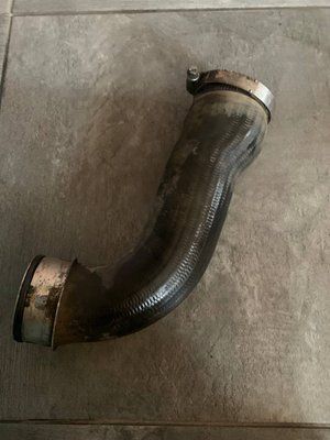 Патрубок інтеркулера Volkswagen Passat B6, 2005-2011 р., 2.0 TFSI, б.в. 20332 фото