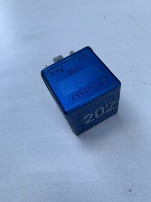 Реле свечей накала, реле 202 Audi A4 B5 2000 р., 1.9 дизель, б. у .8A0951253 8A0951253 фото