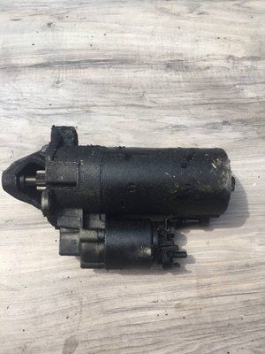 Стартер Volkswagen B5+, б.у 4567866678 фото