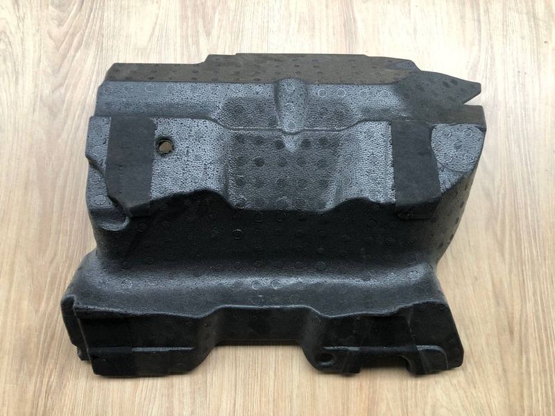 Изолятор, шумоизолятор пассажирская сторона левая LR040778, CPLAC2159DB Range Rover Vogue L405 б.у. LR040778, CPLAC2159DB фото