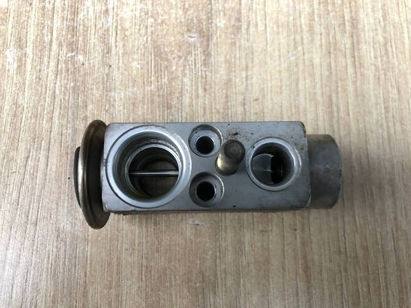 Клапан trv кондиціонера Mercedes W169 A-class, б.в 1718300184 1718300184 фото