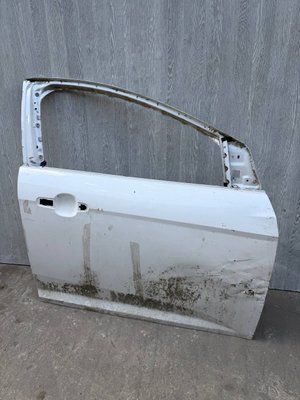 Двері передні праві Ford Focus MK3, 2011-2018 р., USA, F1EZ5820124A, б.в.  F1EZ5820124A фото