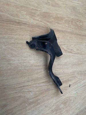 Петля капота права Chevrolet Epica 2006-2012 р, б.в. 96636333 96636333 фото