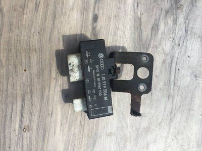 Реле вентилятора 1J0 919 506 M Skoda Fabia 1, б.у. 1J0 919 506 M фото