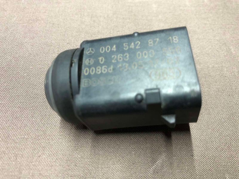 Датчик сигналізації паркування передній 0045428718 Mercedes W251 R-class, б.в. 0045428718 фото