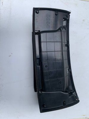 Обшивка бардачка Honda Legend Kb1, 2007 р., б.в.  5767676 фото