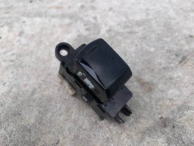 Кнопка склопідйомника Subaru Impreza 3, 2007-2011 р., б.в. 90-9-09- фото