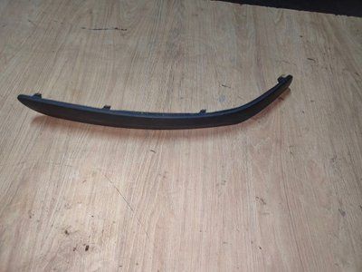 Молдинг правый переднего бампера Skoda Fabia 1, 6Y0807718B, б.у. 6Y0807718B фото